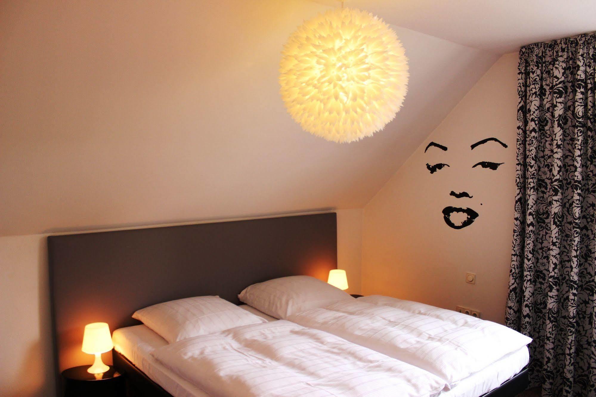 Boutique Hotel VIVA CREATIVO Hanovre Extérieur photo